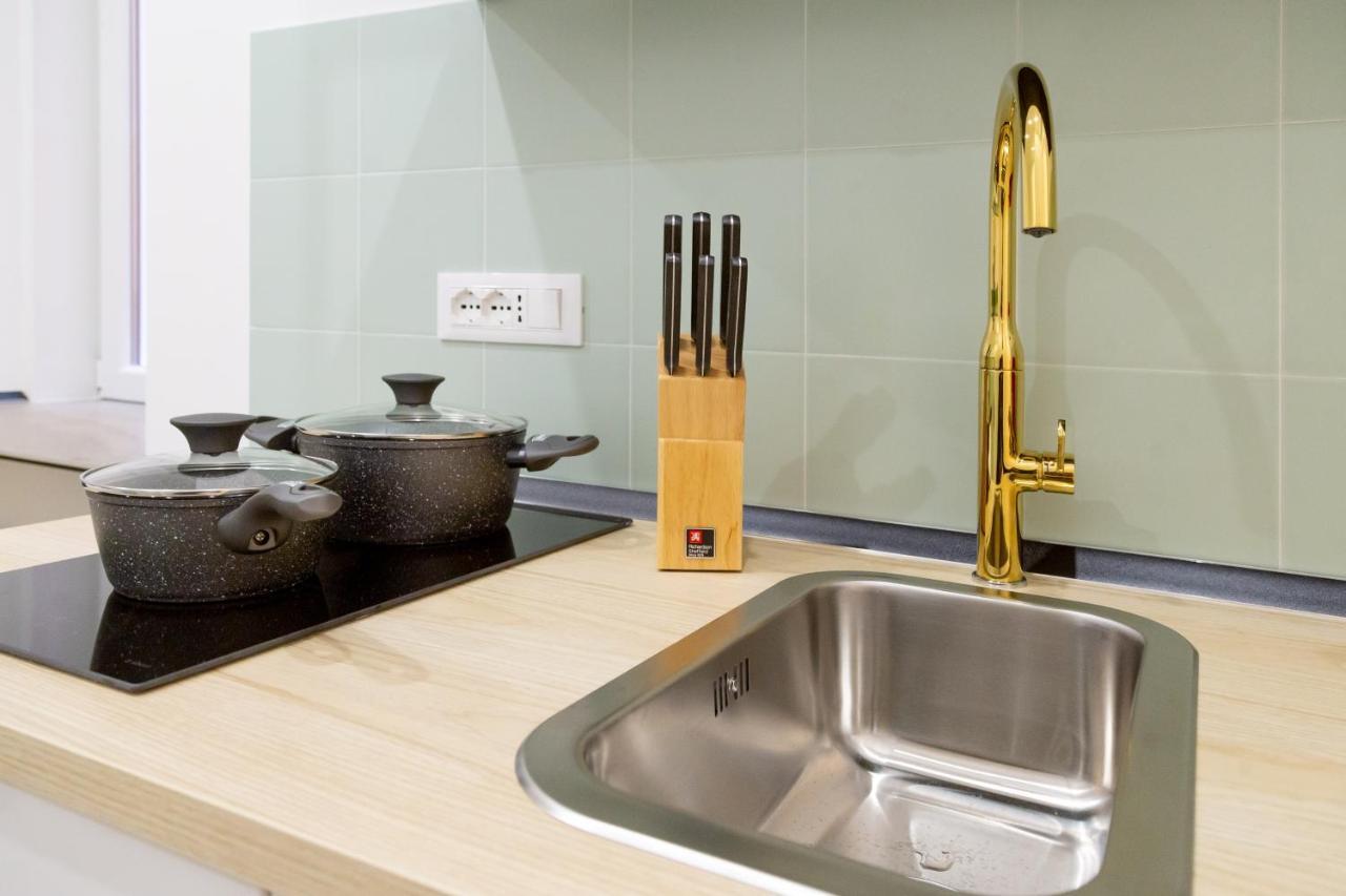 Lovely And Tiny Pied-A-Terre In The City Center Triest Zewnętrze zdjęcie